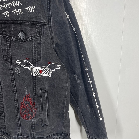 THRT Embroidered and Painted Black Denim Jacket Medium - Picture 8 of 9